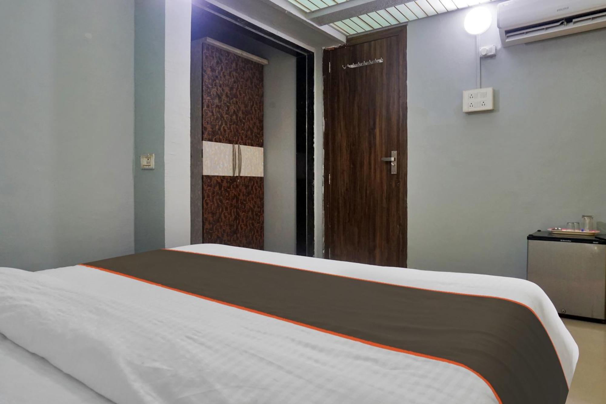 Collection O Baner Executive Stays Pune Exteriör bild